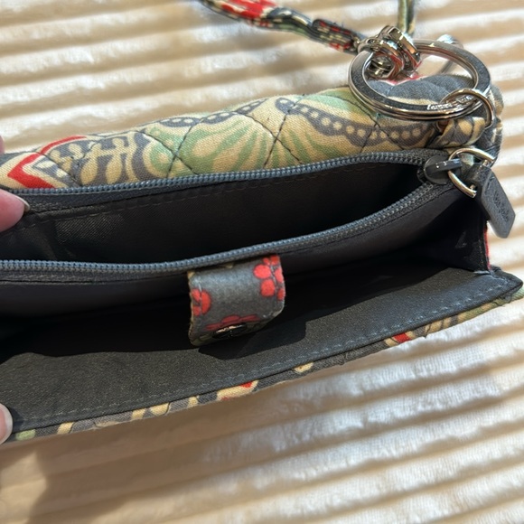 Vera Bradley Nomadic Floral Gray Snap Wallet Card Holder Wristlet and Lanyard - Picture 8 of 16